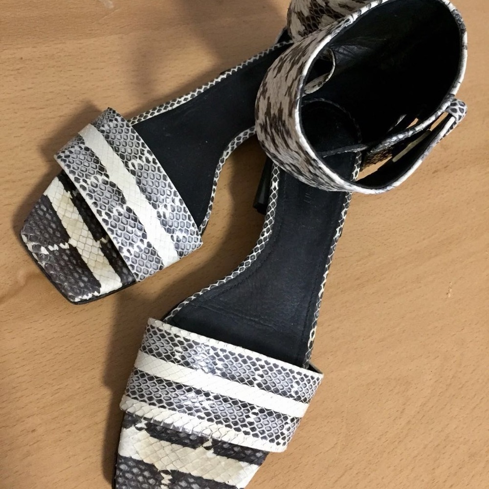 Calvin Klein Collection Sandals Size 6
